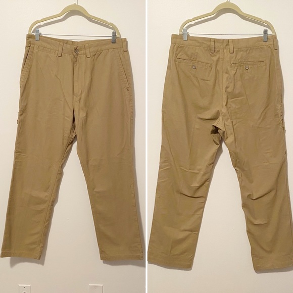 relaxed fit khaki jeans